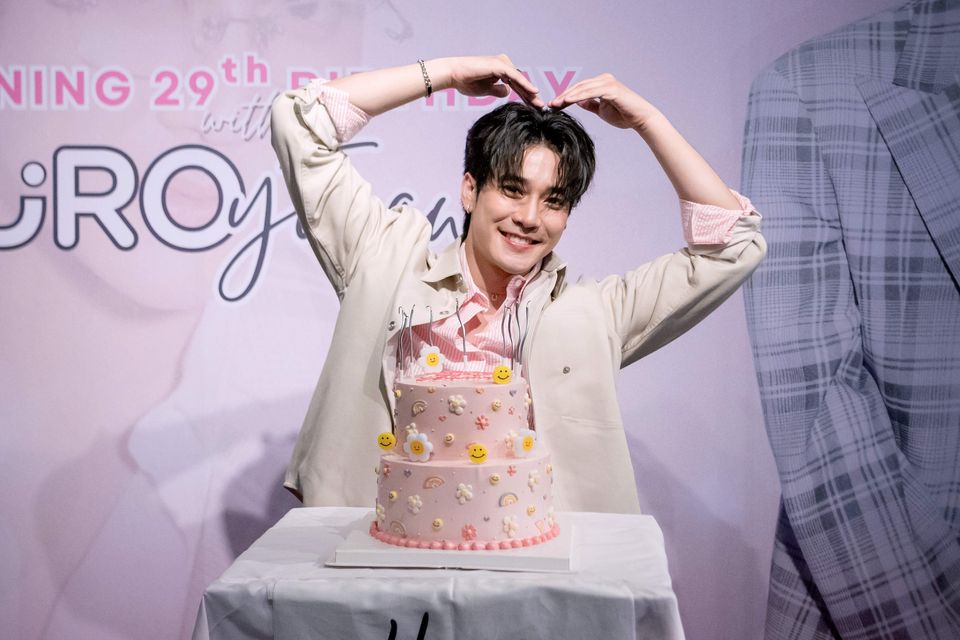 “ยูโร” ปลื้ม แฟนคลับไทย-อินเตอร์ รวมพลังฉลองวันเกิด  งาน “Shining 29th Birthday With Euro Yotsawat” แป๋วฉ่ำ