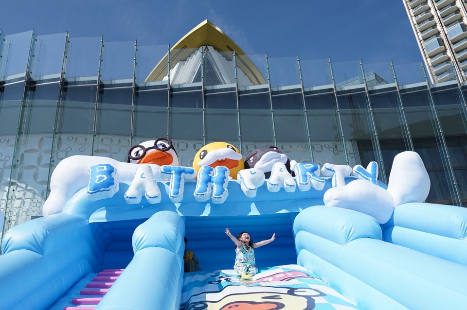 “น้องเกล” ควง “แม่ชม” ฉลองวันเด็กสุดแฮปปี้ในอาณาจักรเป็ดเหลืองริมเจ้าพระยา กับ “The Iconic Children’s Playground 2026: Funtastic Playland” ที่ไอคอนสยาม